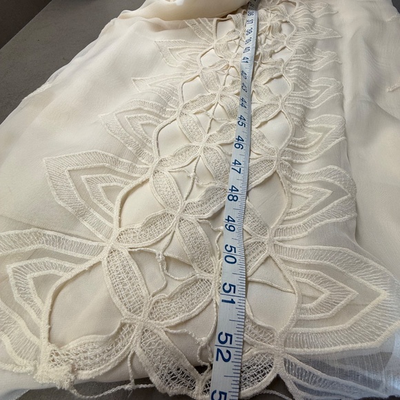 ALEXIS, ivory gown - Picture 8 of 13